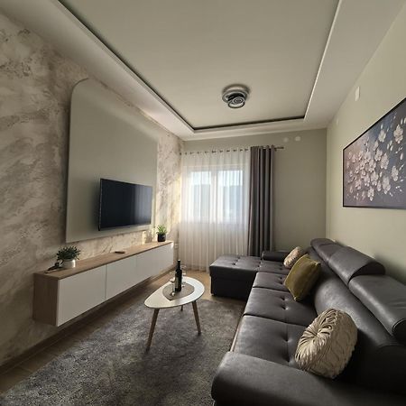 Sunny Hill - Parking - Fenced Garden - Luxury Loft Apartment Kotor Luaran gambar