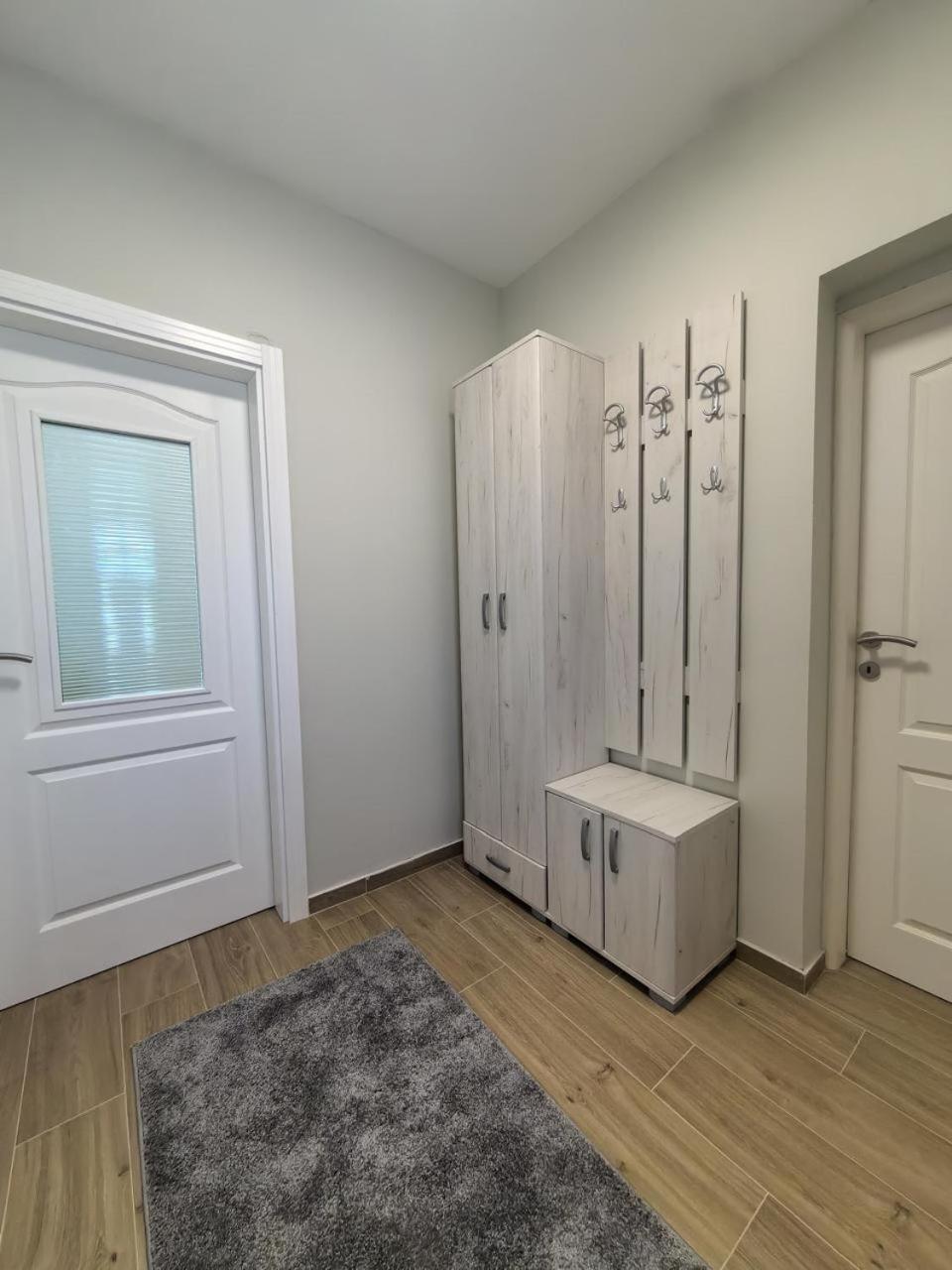 Sunny Hill - Parking - Fenced Garden - Luxury Loft Apartment Kotor Luaran gambar