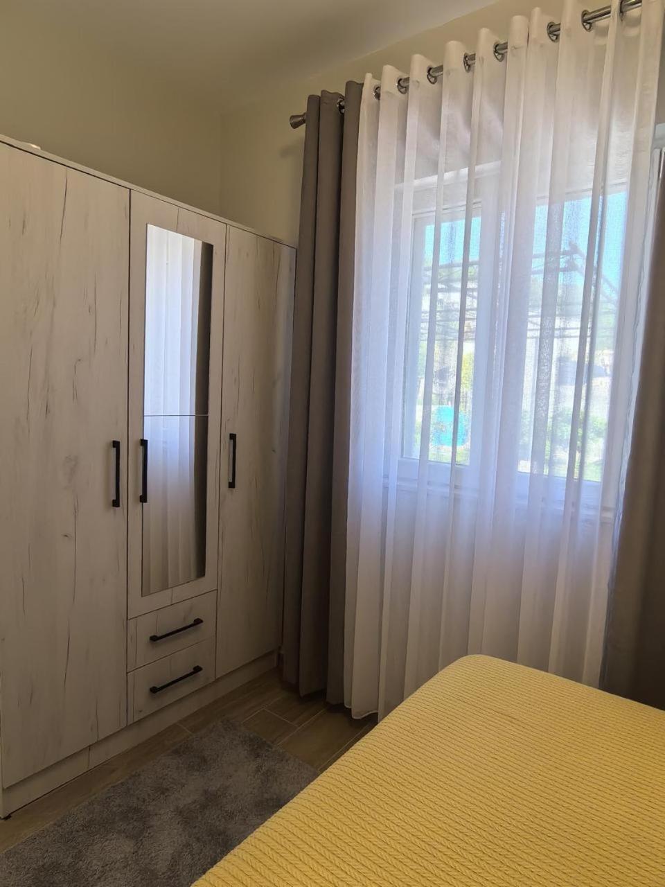 Sunny Hill - Parking - Fenced Garden - Luxury Loft Apartment Kotor Luaran gambar