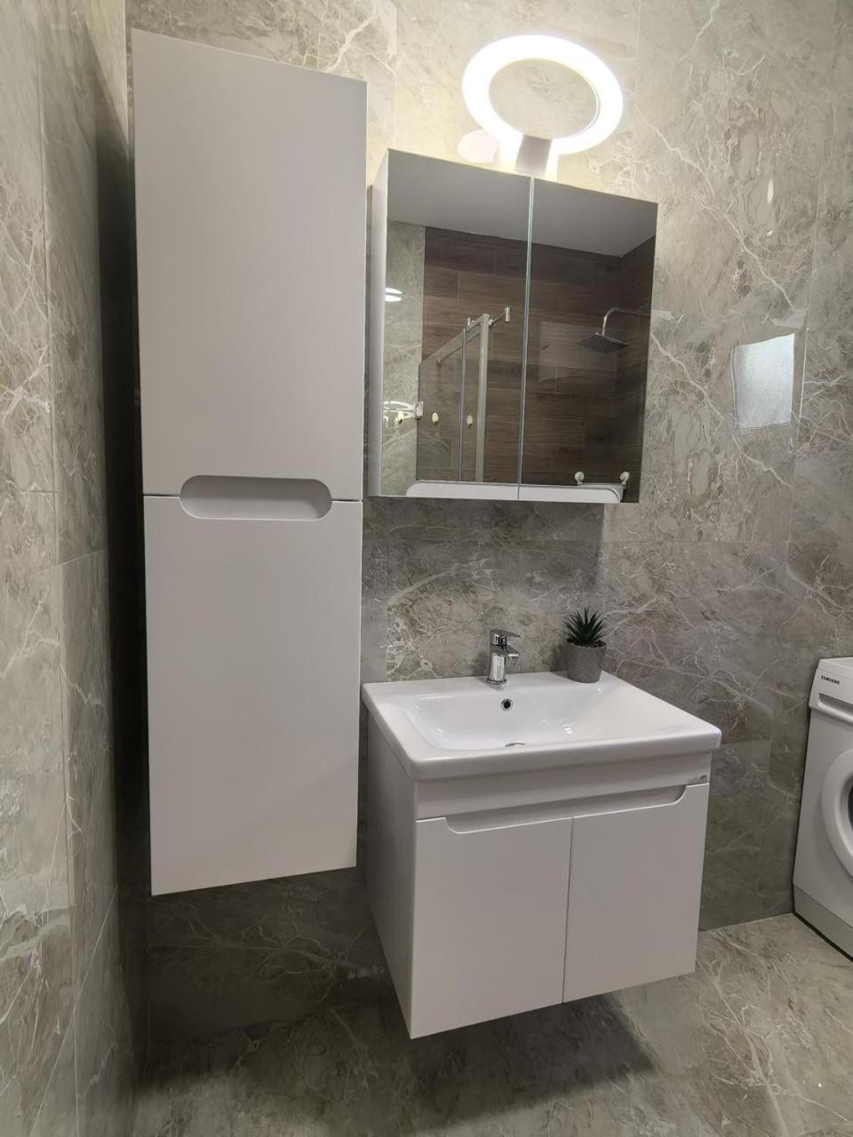 Sunny Hill - Parking - Fenced Garden - Luxury Loft Apartment Kotor Luaran gambar